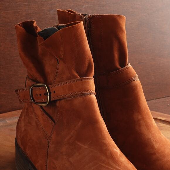 Paul Green Boots Womens SZ UK 6 US 8.5 Brown Denver Suede Ankle Zip Western Moto - Picture 5 of 16